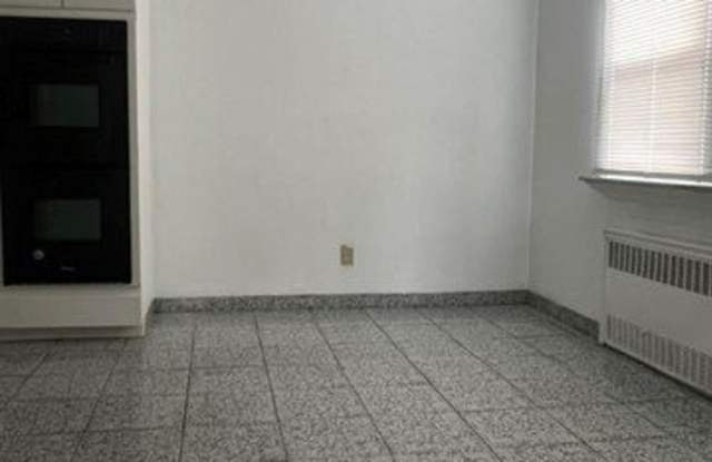 1204 72nd Street Gallery 2