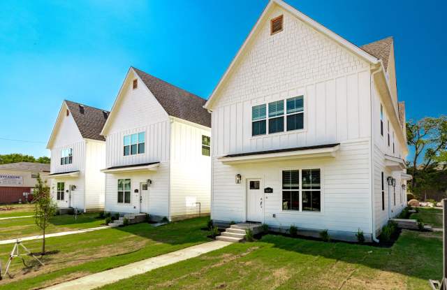 1676 North Leverett Avenue - 2 Gallery 1