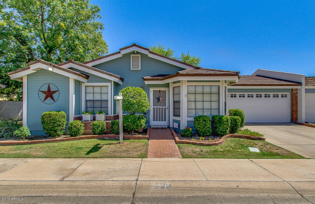 229 E Danbury Rd - 229 East Danbury Road, Phoenix, AZ 85022