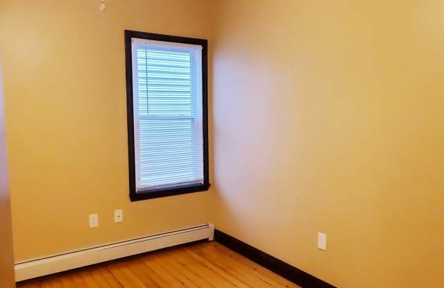 572 Bradford Avenue - 2 Gallery 4
