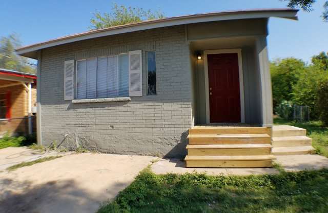 5019 HEMPHILL DR photos photos