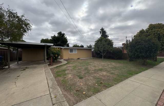 Pet Friendly Single Family Home for Rent in the Glenmoor Neighborhood! - 4686 Central Avenue, Fremont, CA 94536