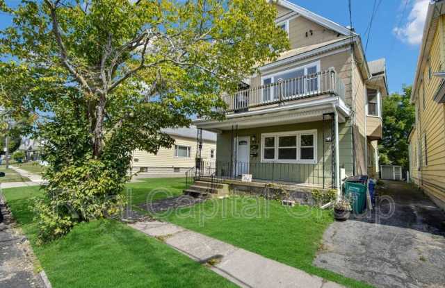 305 Cable St photos photos 305 Cable St photos photos