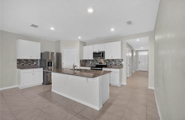 537 TALISI Loop Gallery 3