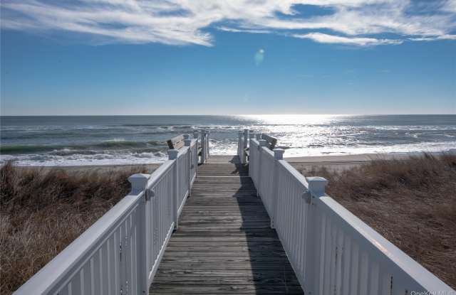 605 Dune Road Gallery 3