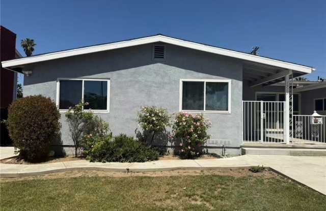 1515 E Rowland photos photos