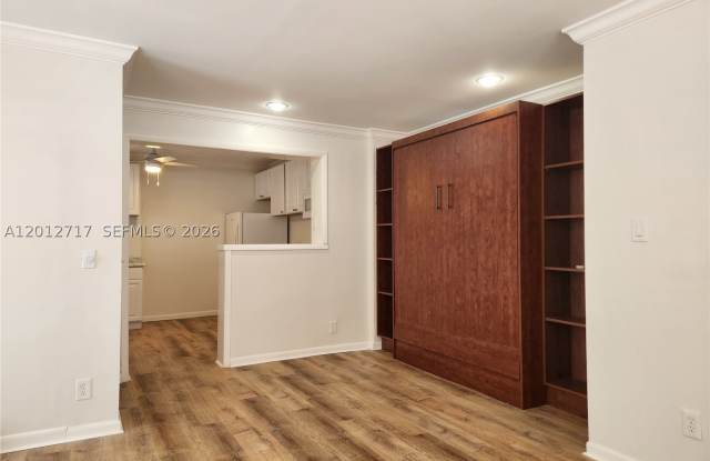 320 New York St photos photos