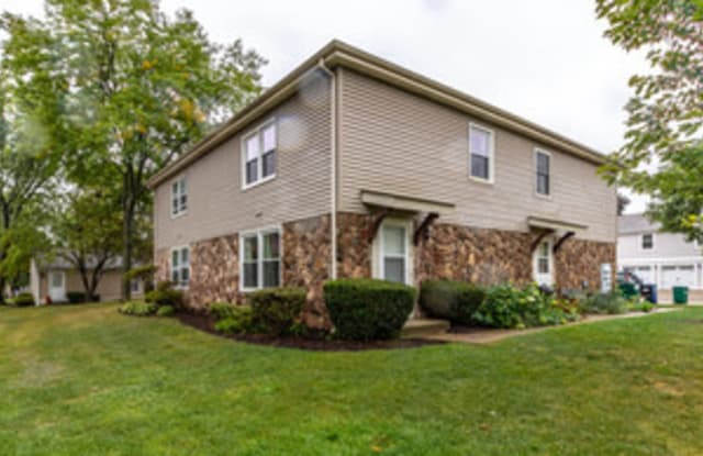 225 Winfield Court - 225 Winfield Court, Vernon Hills, IL 60061