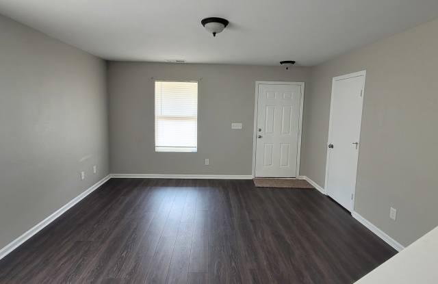143 Dormont Drive Northeast Gallery 2