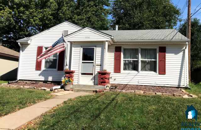 Cute 2 Bedroom 1 Bath House! photos photos