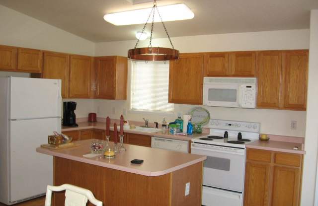 3305 Chestnut Glen Gallery 4