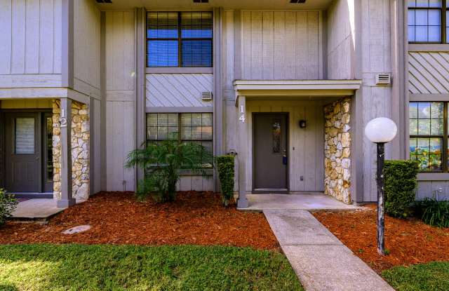 14 Oakwood Park photos photos