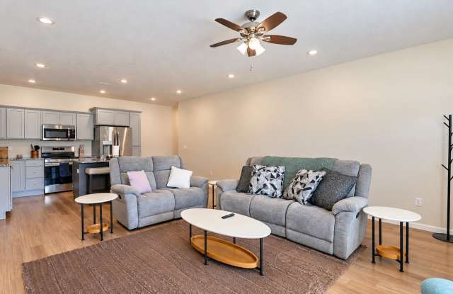 4306 Dawn Street - 1 Gallery 2