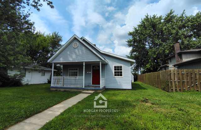 410 Andover Road Gallery 1