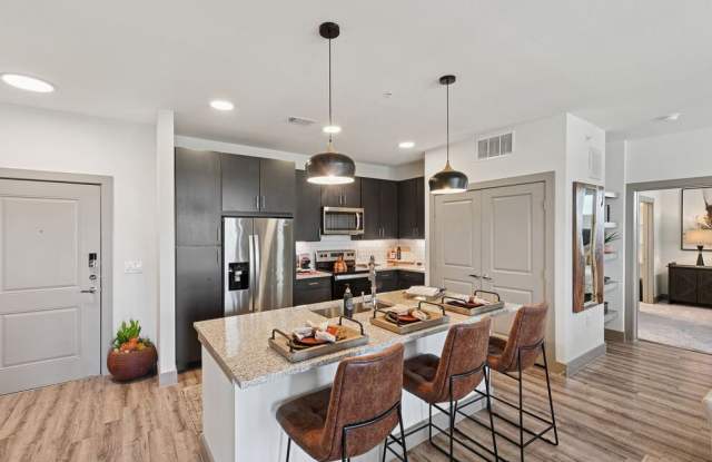 Avalon Benbrook photos photos