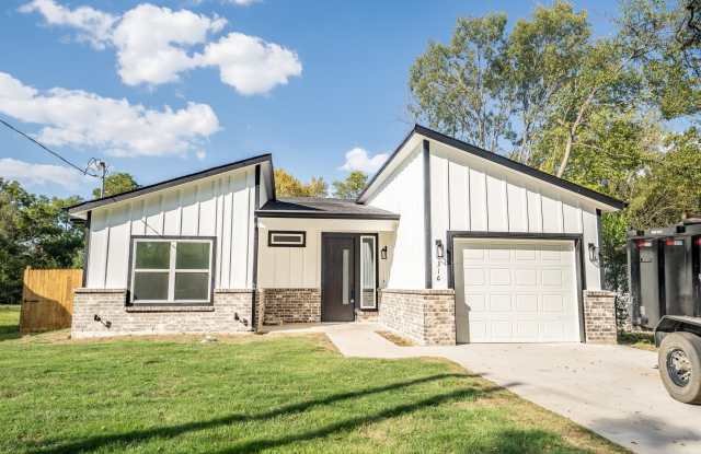 316 Beckham Street W photos photos 316 Beckham Street W photos photos