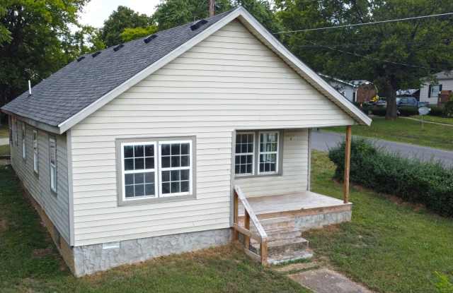 Newly Remodeled 3 Bedroom, 1 bath Home - 502 Pace Street, Gallatin, TN 37066 Newly Remodeled 3 Bedroom, 1 bath Home - 502 Pace Street, Gallatin, TN 37066