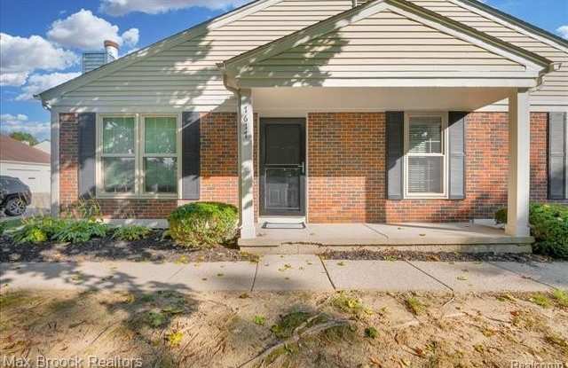 7617 Woodview Drive photos photos
