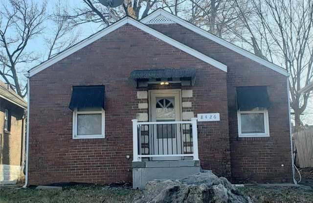 8426 Richard Avenue - 8426 Richard Avenue, University City, MO 63132
