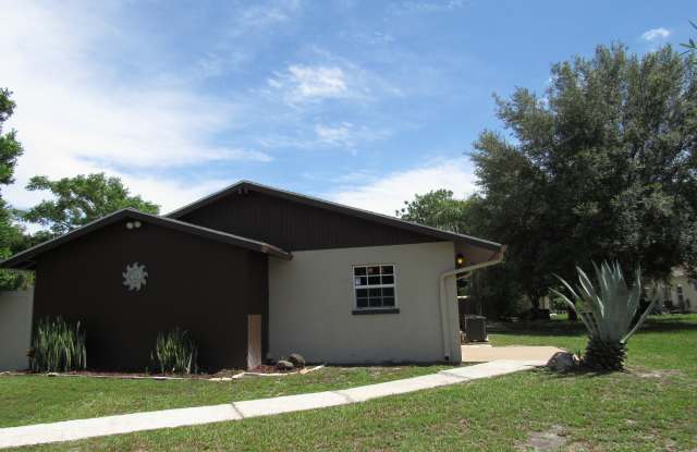 212 7th St N - 212 7th Street North, Safety Harbor, FL 34695