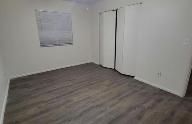 1837 N Spring Street photos photos