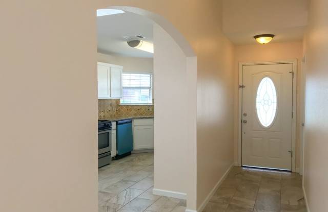 1805 Southwestern Trail Gallery 4
