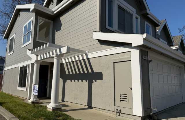 Convenient Location Walk to Downtown Pleasanton photos photos