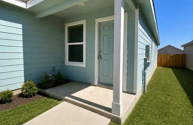 Welcome to your new home in Steelwood Trails, New Braunfels! Gallery 3