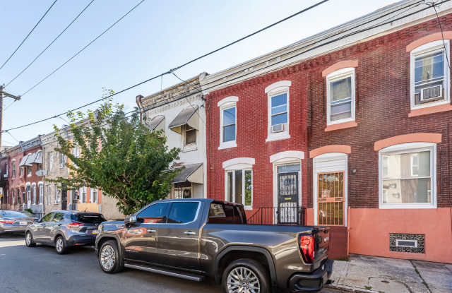2347 N 18th St - 1 Gallery 2