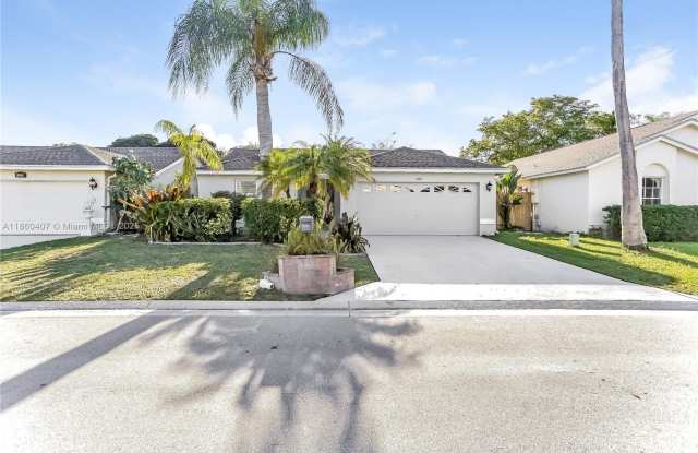 1332 Waterway Cove Dr photos photos