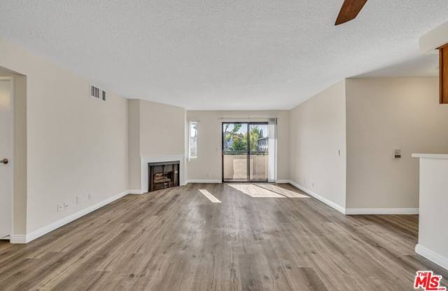 6212 FULTON AVE photos photos