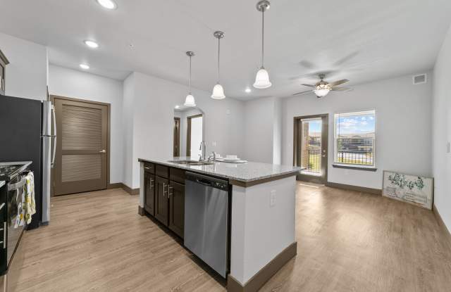 Deer Park Apartments Gallery 4