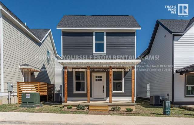 1018  S Laramie  HTS - 1018 South Laramie Heights, Fayetteville, AR 72704