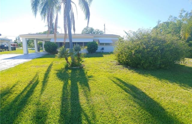 404 WALTER AVENUE - 404 Walter Avenue, Polk County, FL 33843