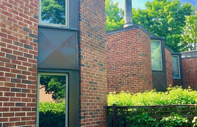 2014 N LARRABEE Street unit: 2014 photos photos