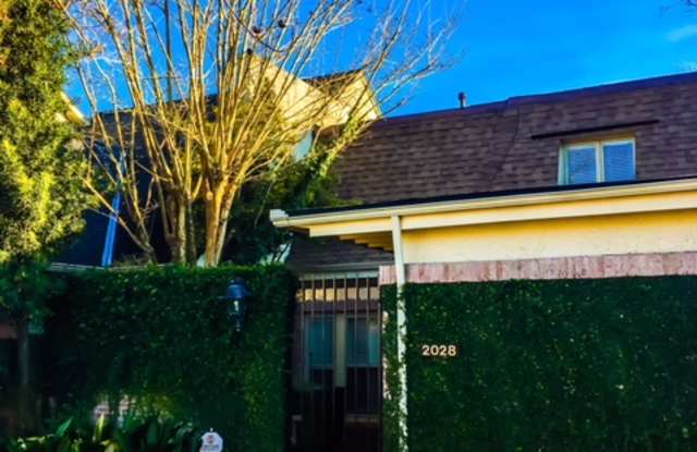 2028 Hazel Hedge Lane photos photos