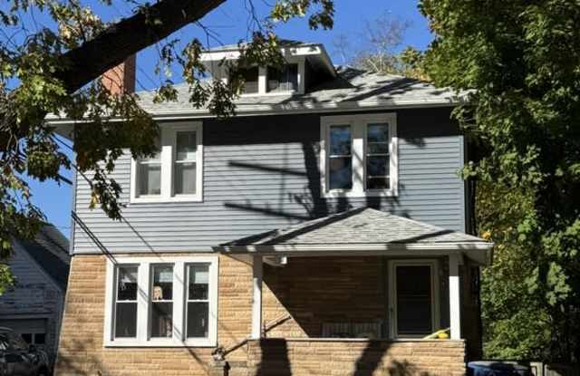 711 Granger Avenue photos photos