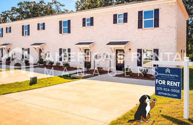 New Construction - End Unit Townhome for Rent in Clanton, AL! Gallery 1