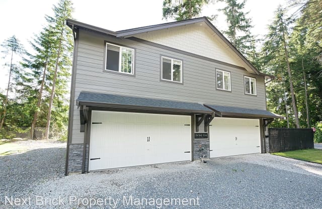 18410 Butternut Rd - 18410 Butternut Road, Larch Way, WA 98037