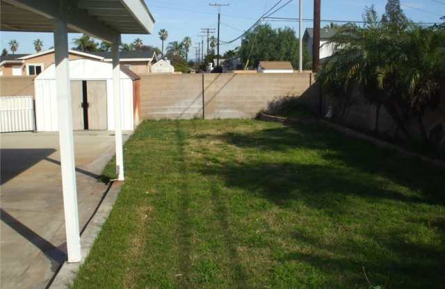 1402 W Apollo Avenue Gallery 4