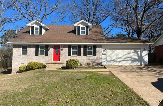6521 Corsica Dr., North Little Rock AR 72116 - Charming 2 story 4br 2ba just off JFK - 6521 Corsica Drive, North Little Rock, AR 72116