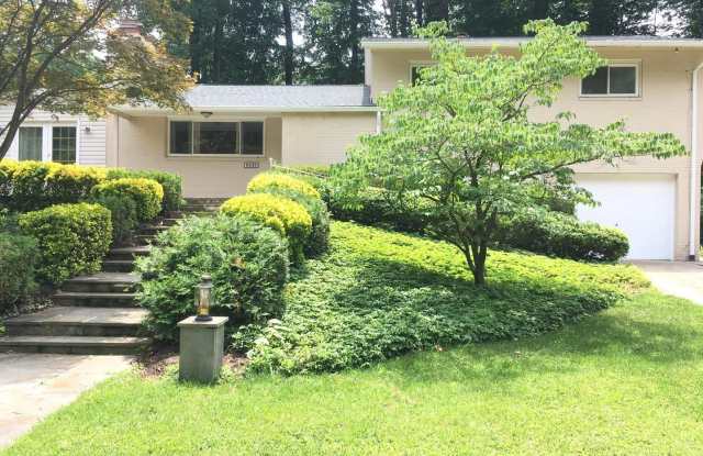 6928 WINTERBERRY LN Gallery 2