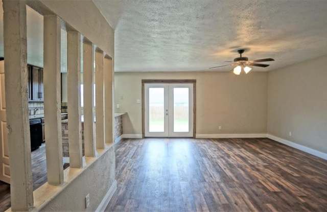 6908 Arborbrook Drive Gallery 2
