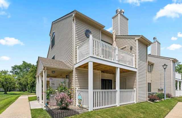 1203 Roberts Way Gallery 1
