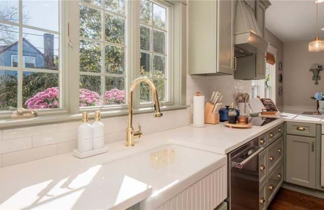 26 Vernon Avenue photos photos