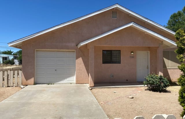 3081 McVicar - 3081 Mcvicar Avenue, New Kingman-Butler, AZ 86409