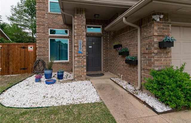 1517 Bennington Court Gallery 2