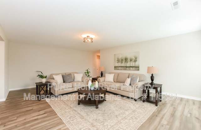 221 John Harold Dr Gallery 3