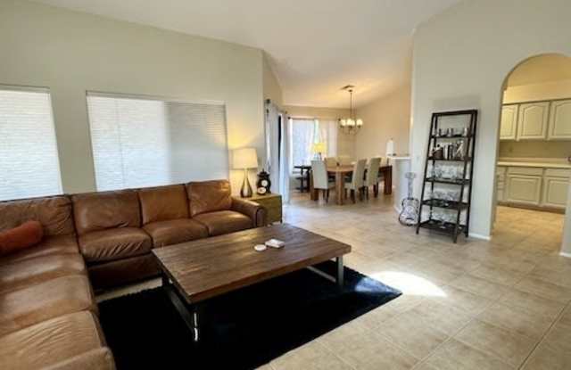 8717 North Johnny Miller Drive Gallery 4