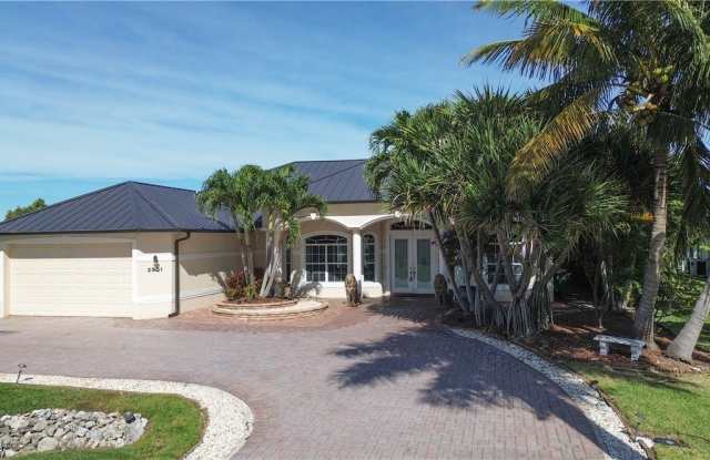 2501 SE 19th Place photos photos